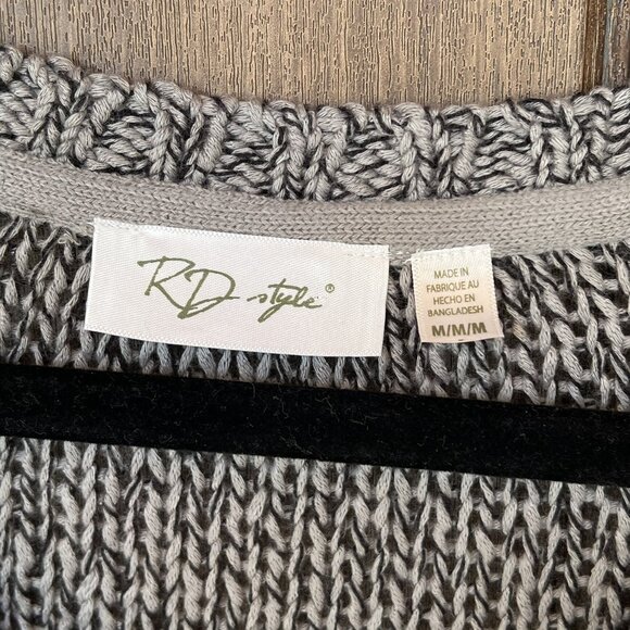 RD Style Lightweight Sweater - Picture 2 of 8